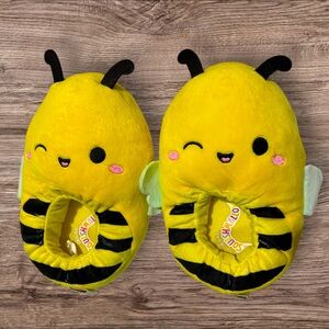 Squishmallow Bee Slippers Older Kids Size 4-5